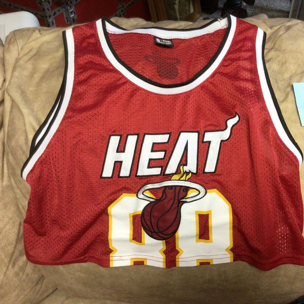 Vintage NBA women’s MIAMI Heat crop top
